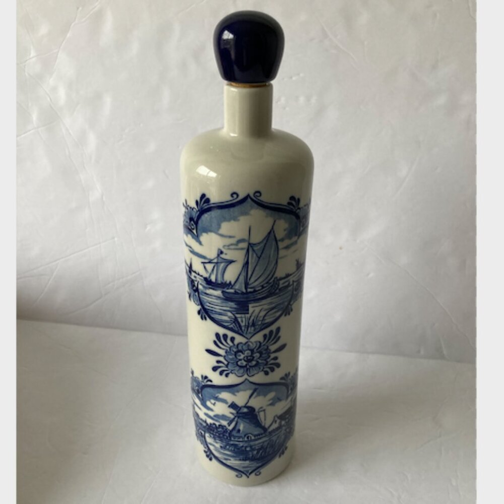 Anheuser-Busch Vintage Collectible Ceramic Blue White Holanda Liquor Decanter